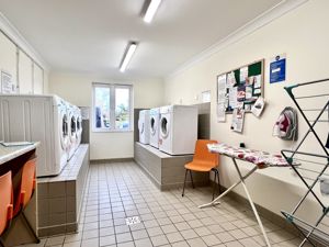 Laundry Room- click for photo gallery